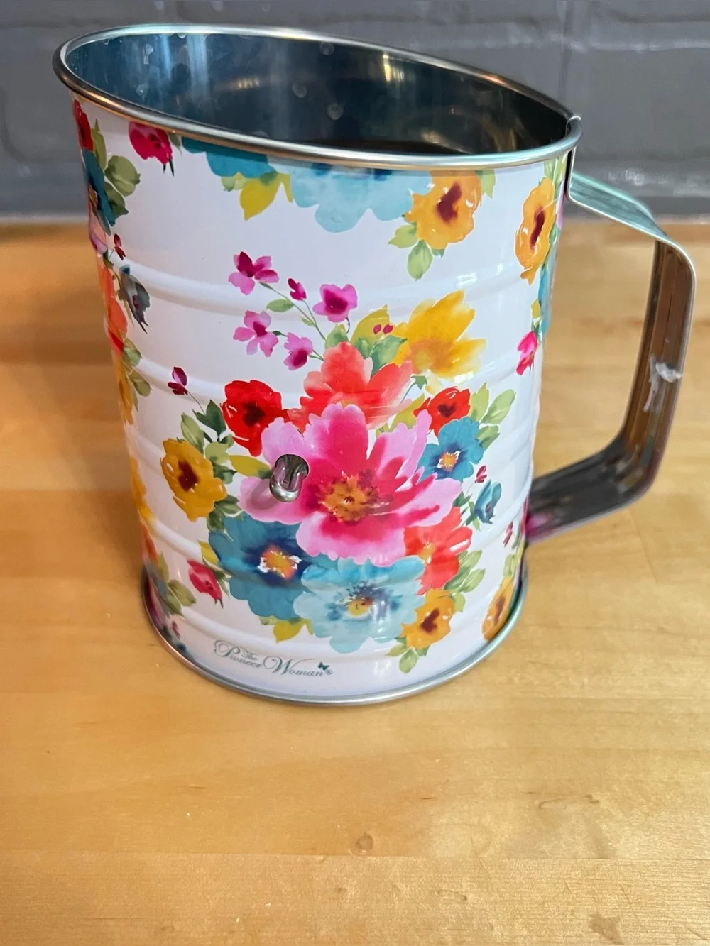 The Pioneer Woman 3-C. Stainless Steel Floral Crank Flour Sifter & Pastry Cutter